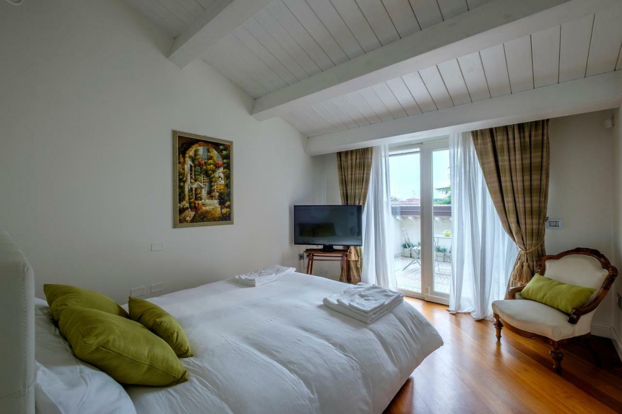Penthouse In The City Centre Равенна Экстерьер фото
