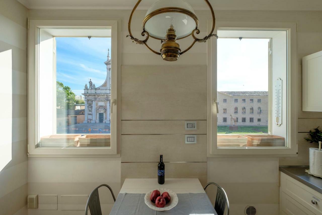 Penthouse In The City Centre Равенна Экстерьер фото